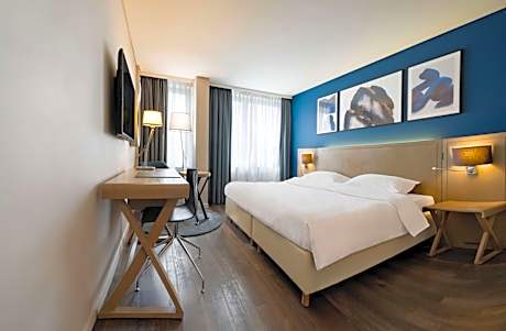 Standard Room with City View