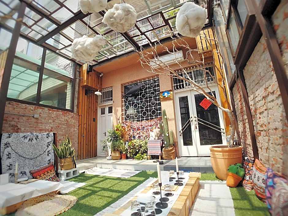 GOIN Old House & Bar