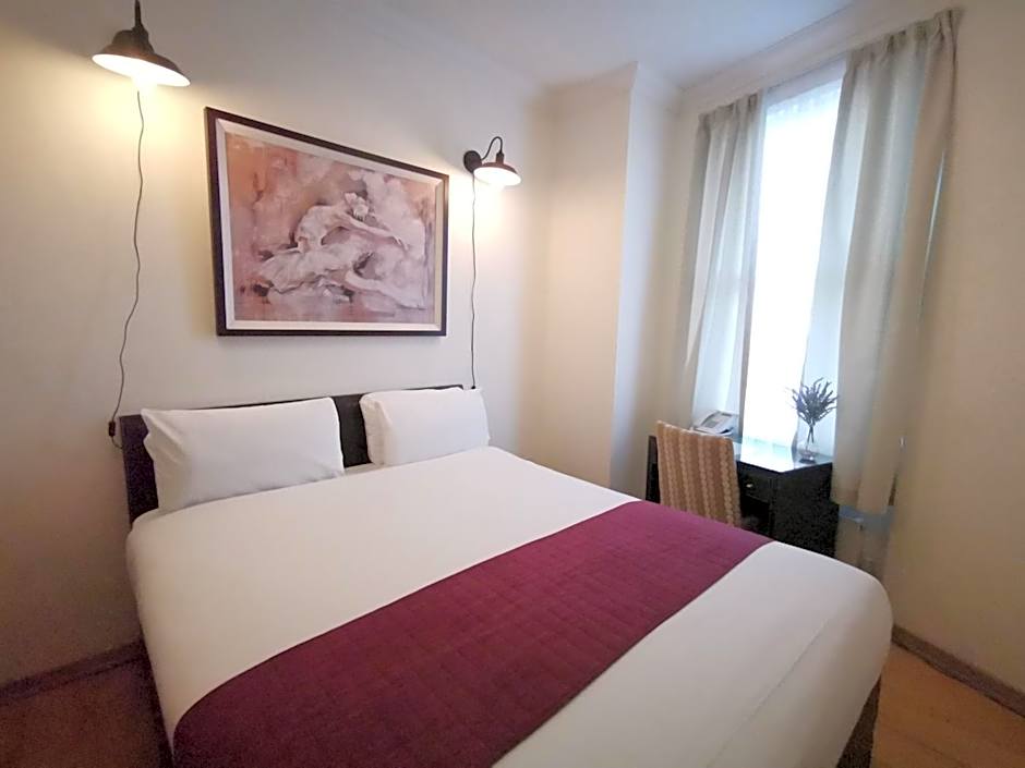 The Royal Chulan Hyde Park Hotel