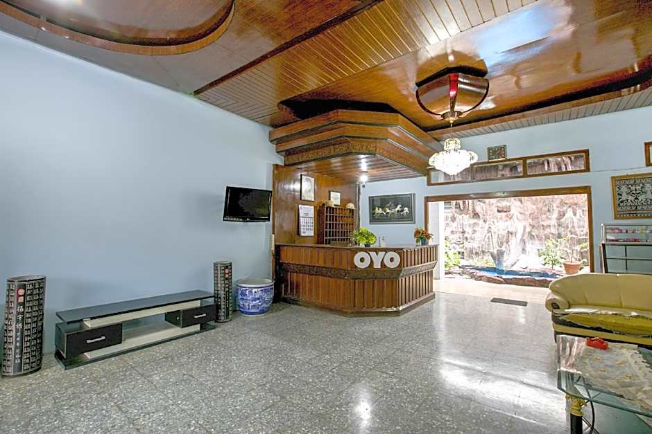 OYO 2320 Hotel Charvita