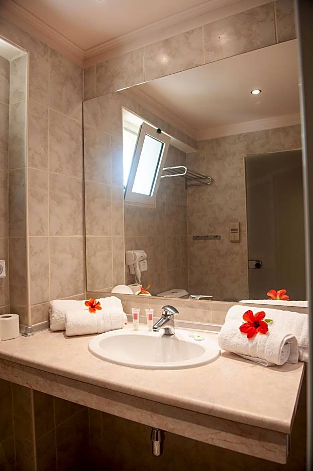 Filerimos Village Hotel