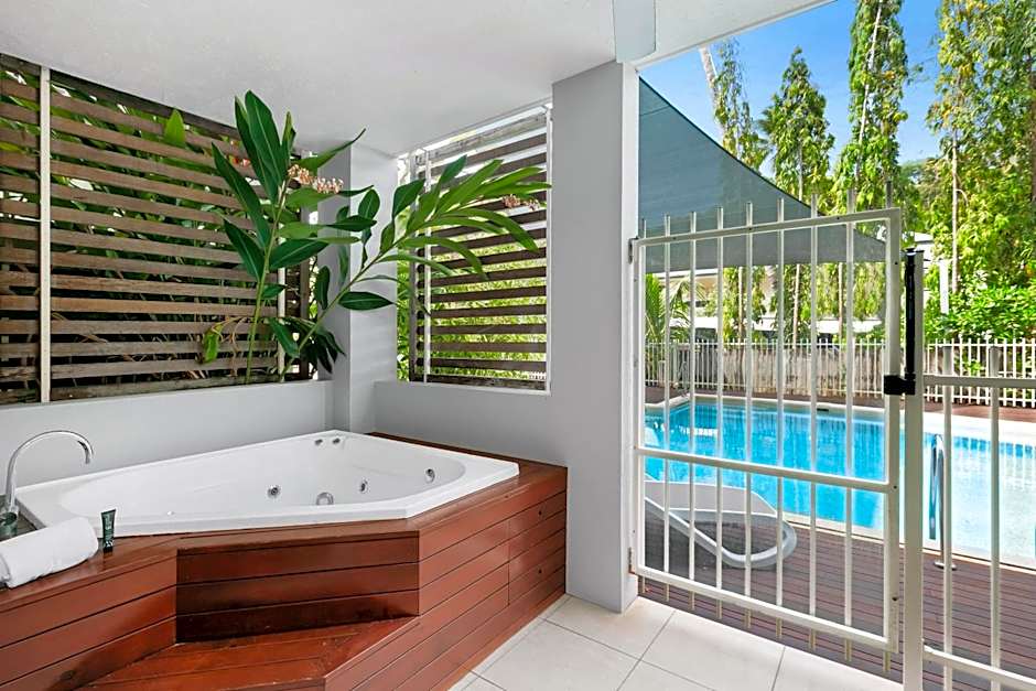 Mantra Aqueous Port Douglas