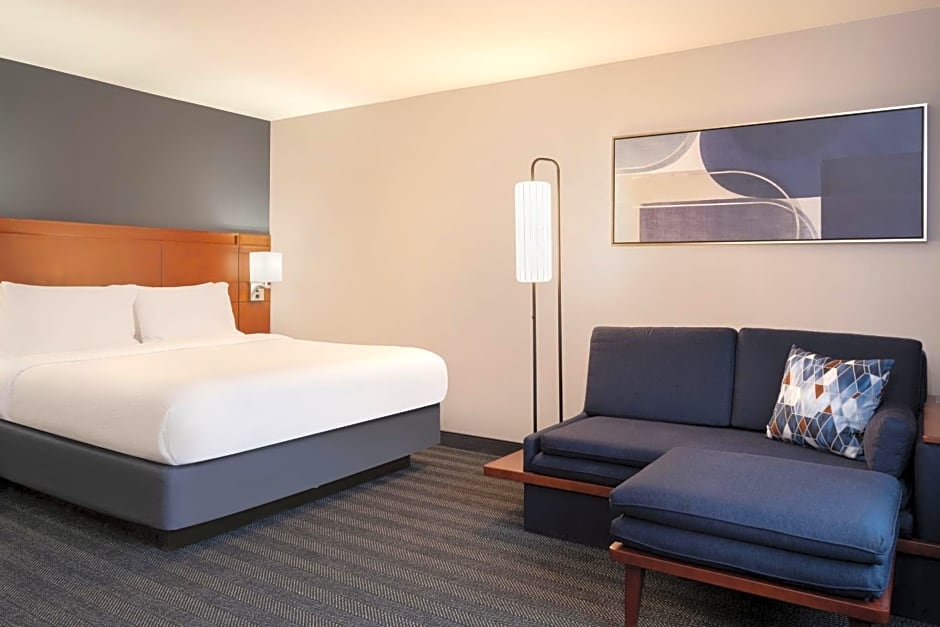 Courtyard by Marriott Columbus New Albany