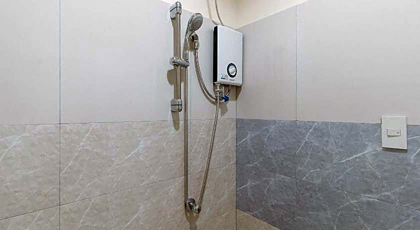 RedDoorz @ EBM One Building