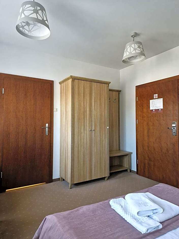 Hotel i Restauracja Pod Szyszkami