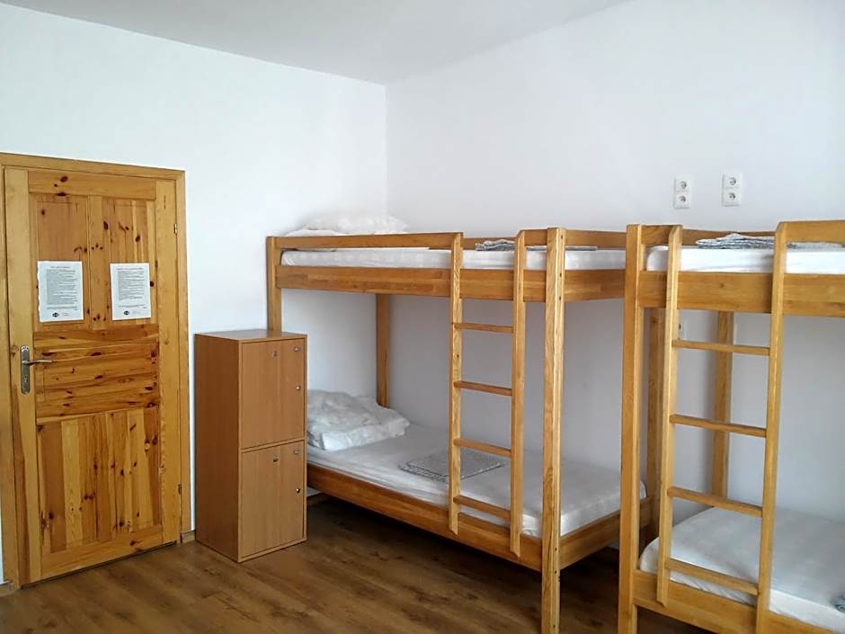 Hostel4u