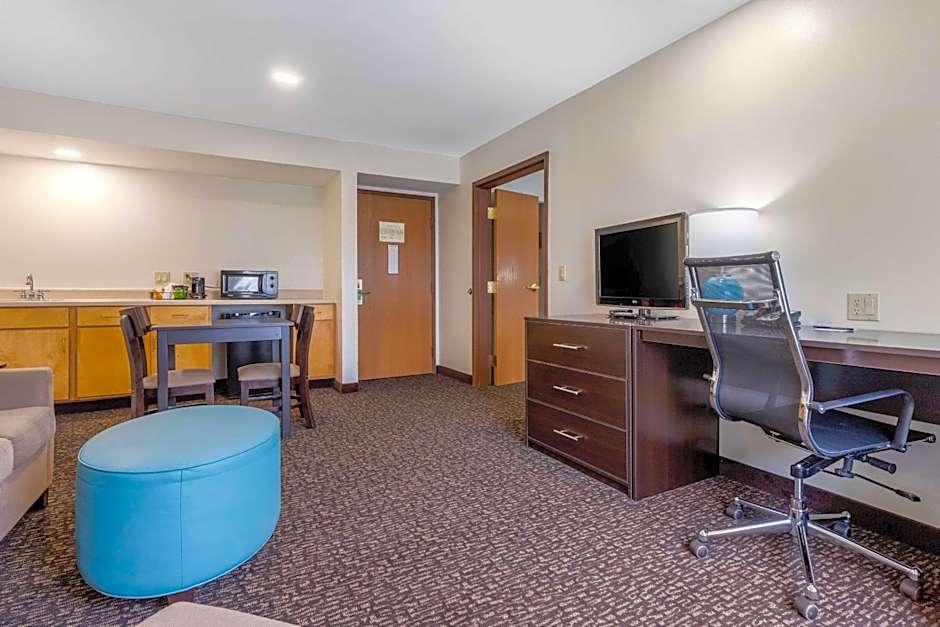 Sleep Inn & Suites