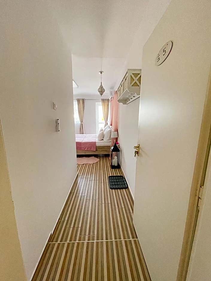 Zen House ADULT ONLY 16plus