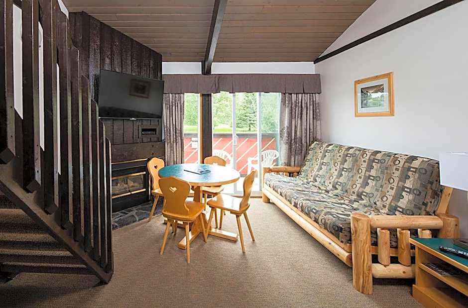 Rocky Mountain Ski Lodge