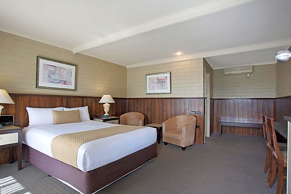 Comfort Inn On Raglan