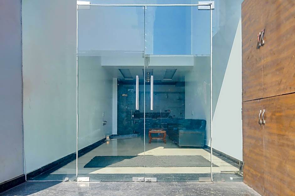 Super Collection O Amritsar Near Railway Station