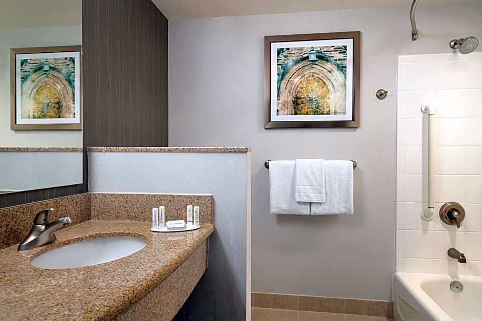 Courtyard by Marriott Ewing Princeton
