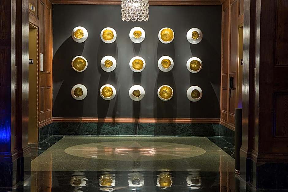 Renaissance by Marriott Albany Hotel