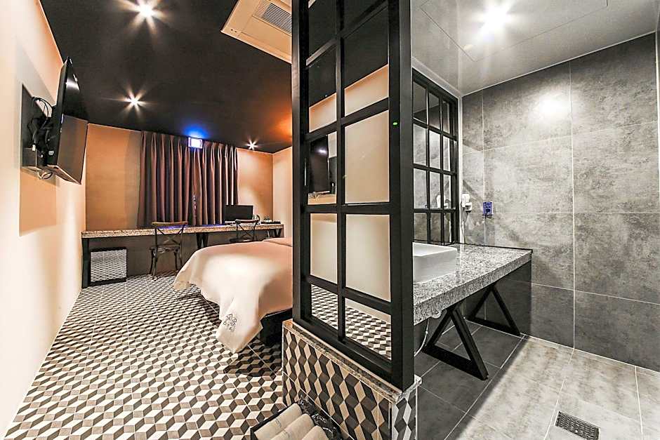 SOYU Hotel