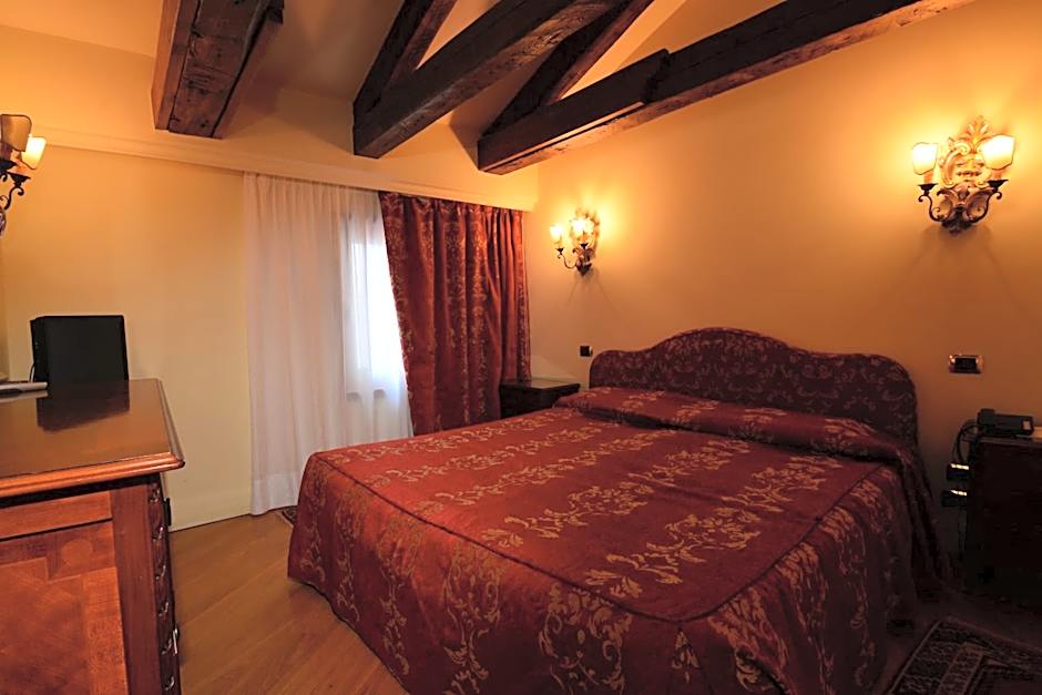 All Suites Torre Dell Orologio