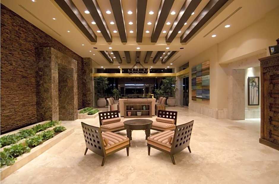 3 Br CONDO AVAILABLE IN LAS PALOMAS SANDY BEACH