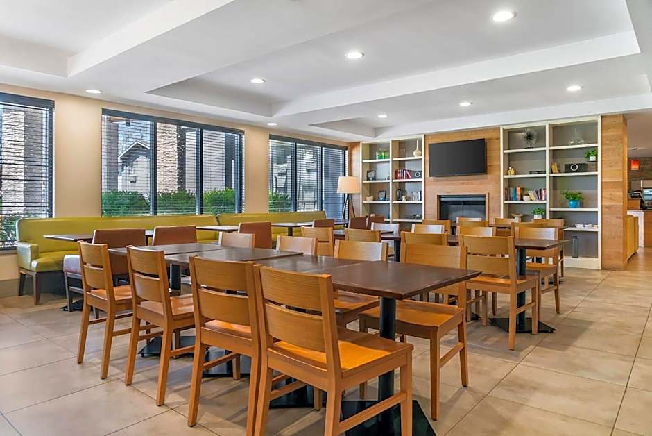 Country Inn & Suites by Radisson, Frederick, MD