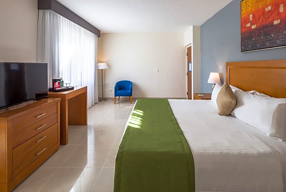 Wyndham Garden Playa del Carmen