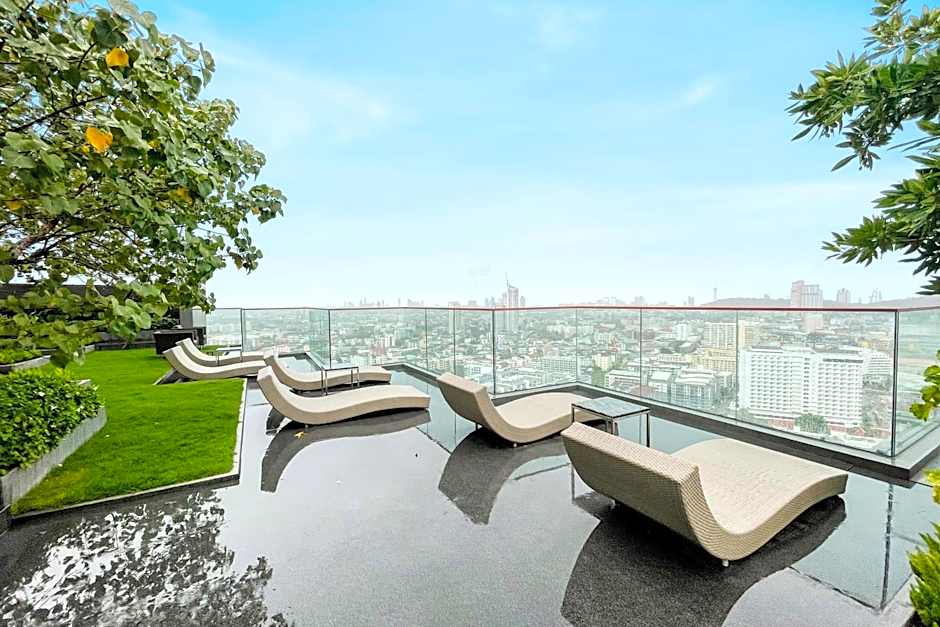 Edge Central Pattaya by J&P