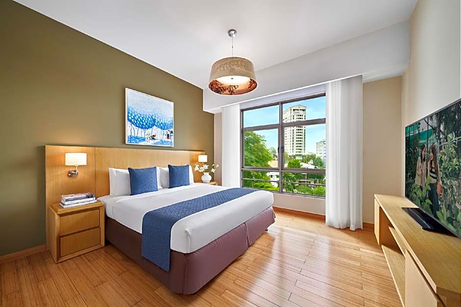 Photo 1 of 11 of Executive 3 Bedroom Suite