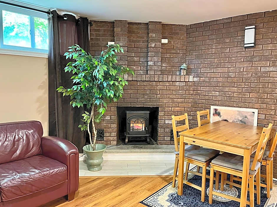 Entire Basement Apartment in Mississauga, Etobicoke