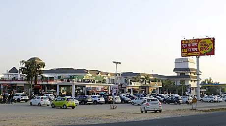 Hotel Highwayking Shahpura