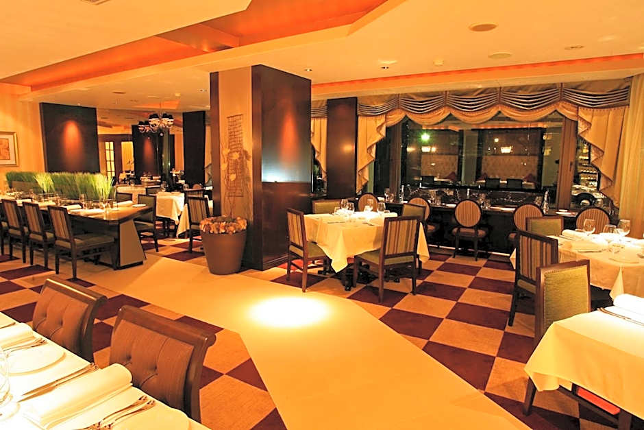 Phoenix Hotel by HHG