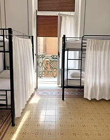 Single Bed in 6-Bed Dormitory Room