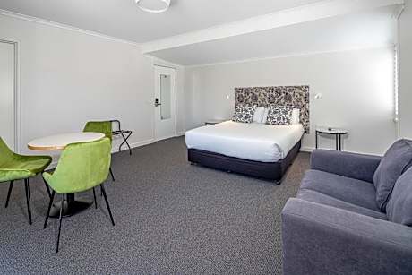 Suite with River View