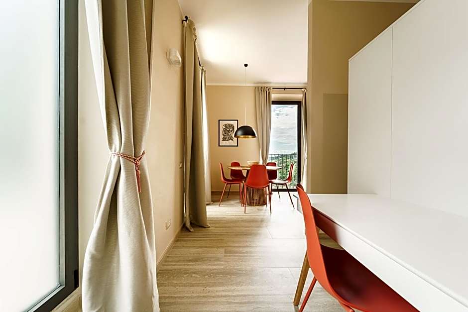 Miramare Apartments&Suites