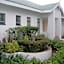 Sherwood's Country House