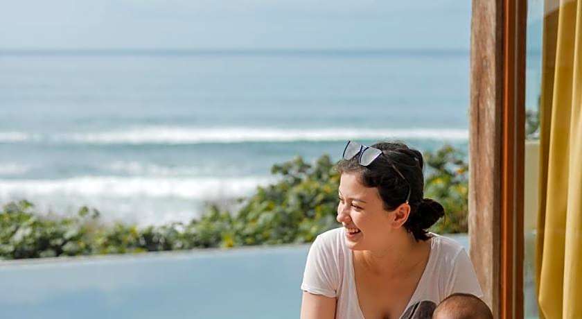 Komaneka at Keramas Beach