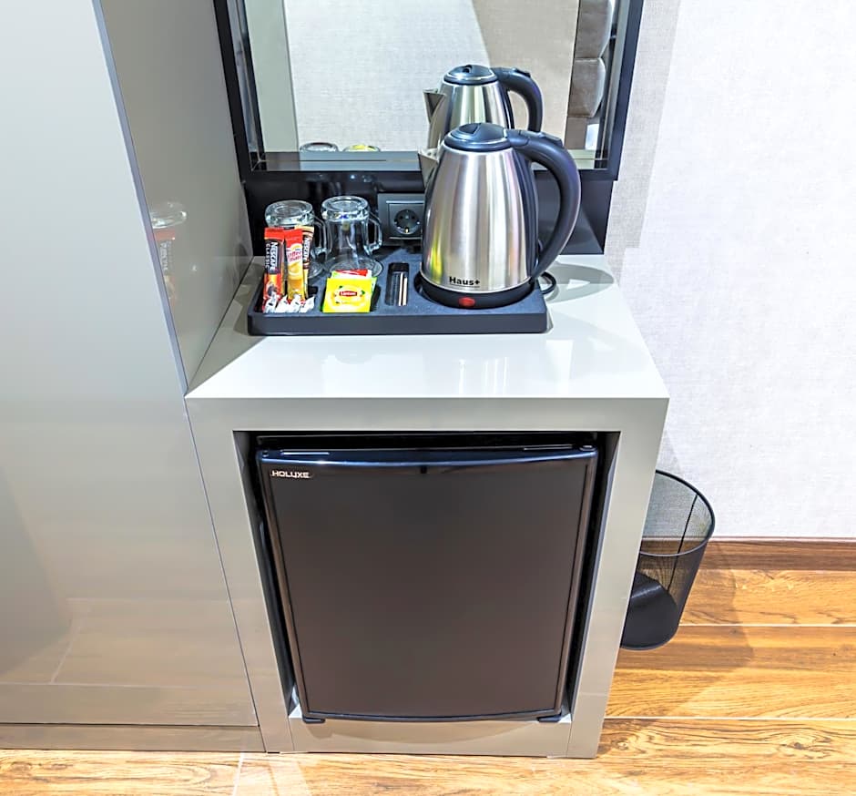 Dem Premium Hotel - Round Trip Airport Service - Istanbul International Airport