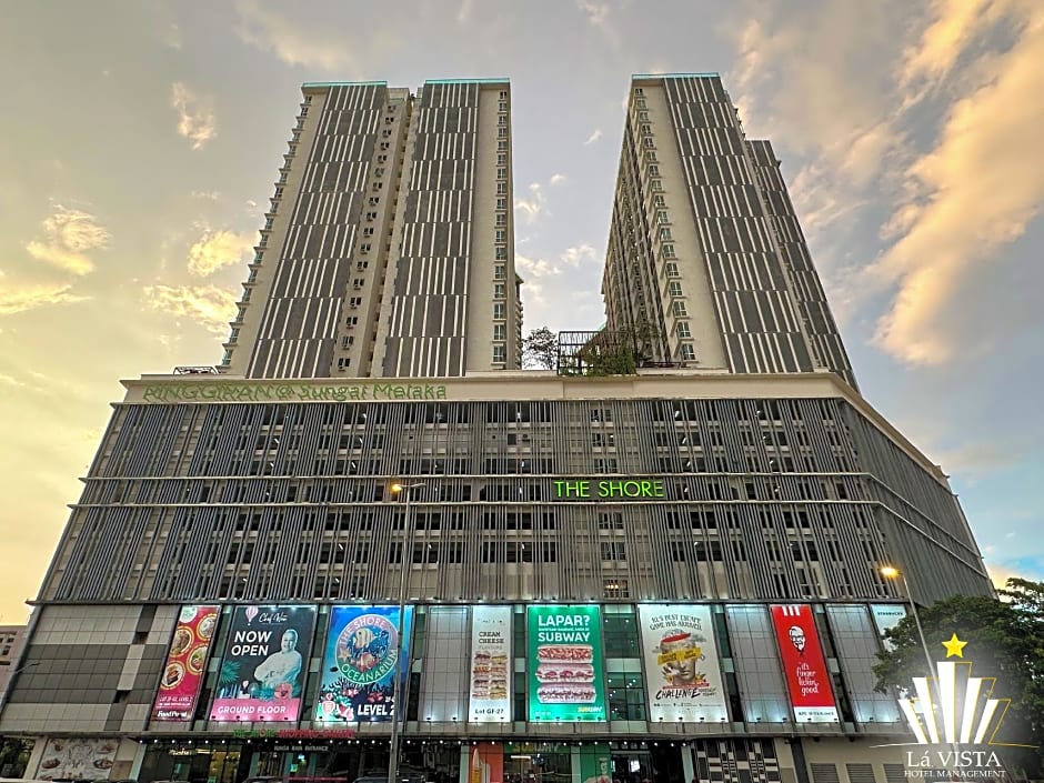 The Shore Hotel & Residences By La VISTA