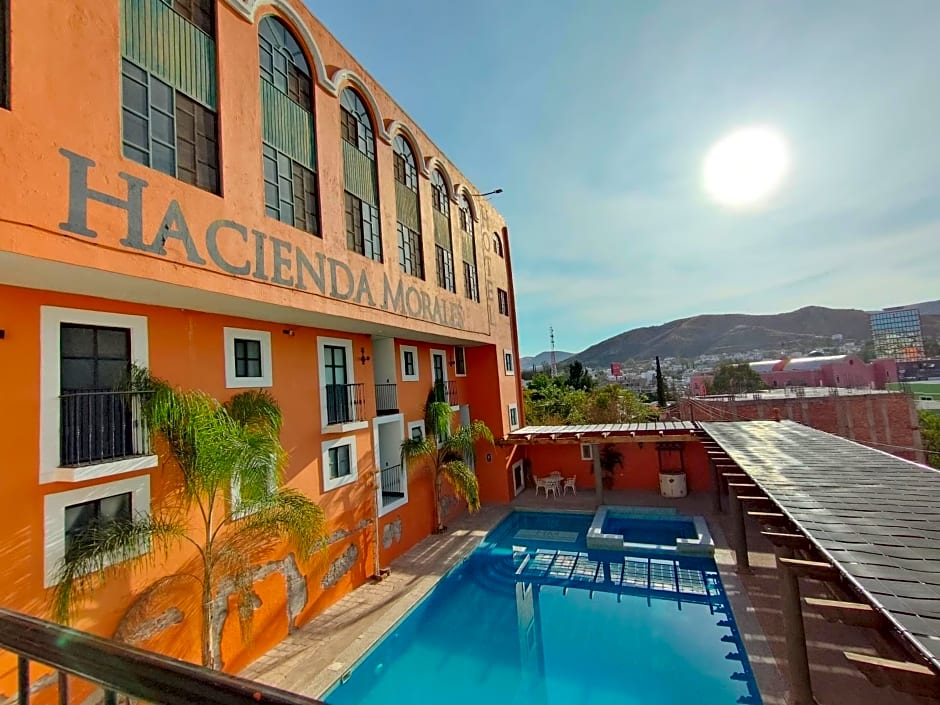 Hotel Hacienda Morales.