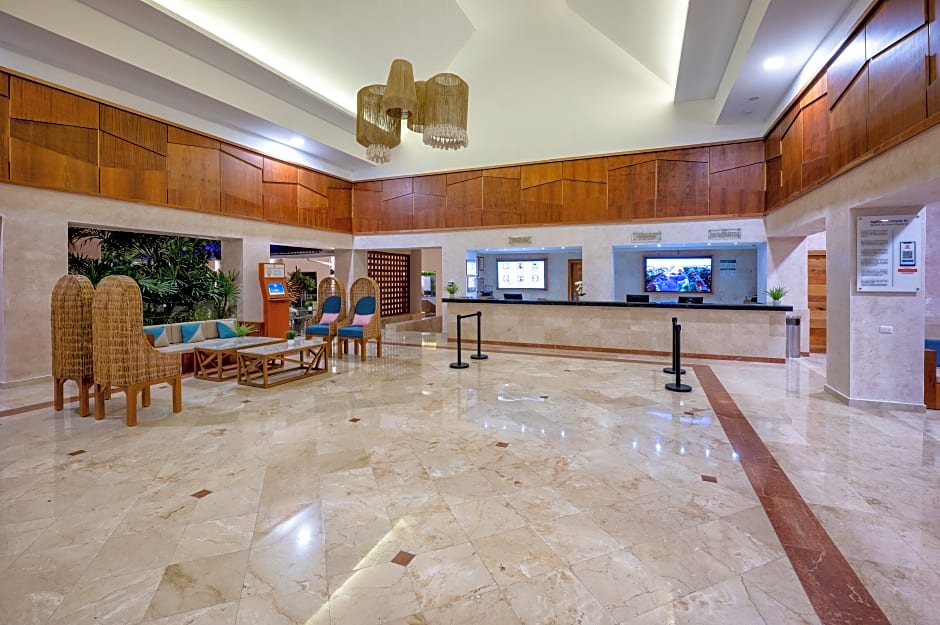 Viva Azteca by Wyndham, A Trademark All Inclusive Resort