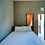 OYO Life 92838 Kost Ibu Surya