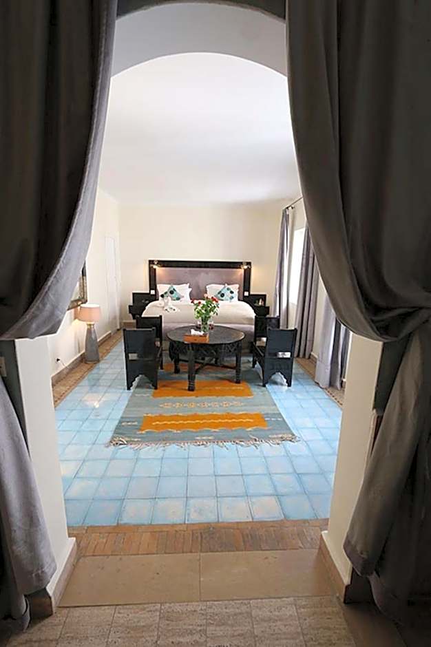 Riad Dar L'Oussia & SPA