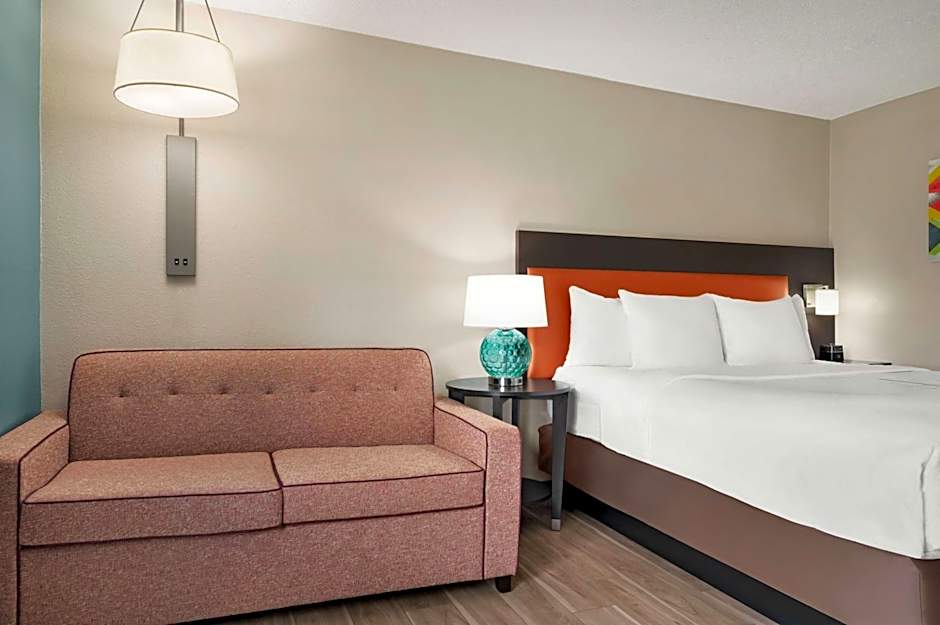 La Quinta Inn & Suites by Wyndham Columbus Dublin