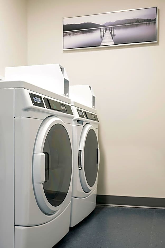 Fairfield Inn & Suites by Marriott North Bay