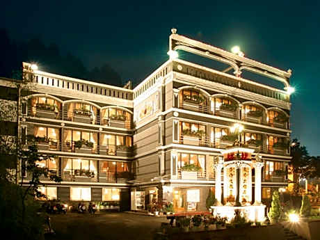 Ali-Shan Kaofeng Hotel