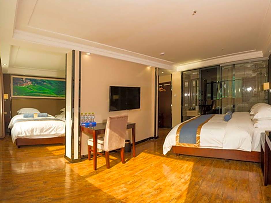 Yangshuo Guanyue Hotel