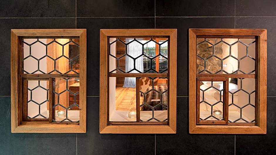 Hostellerie du Pas de l'Ours "Relais et Châteaux"