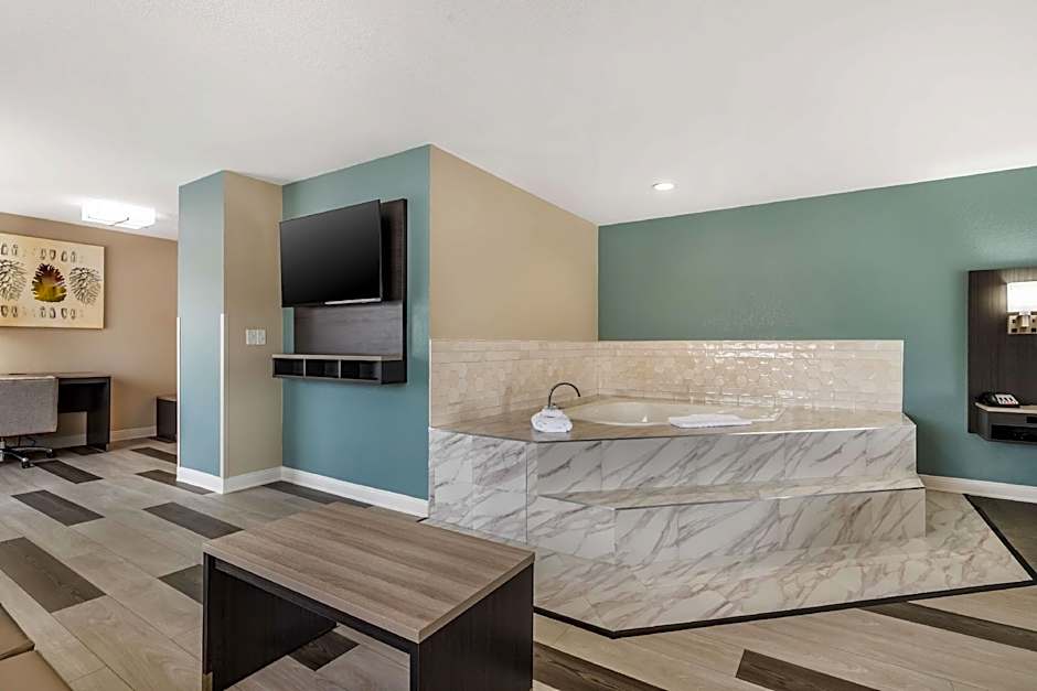 Best Western Prime Inn & Suites