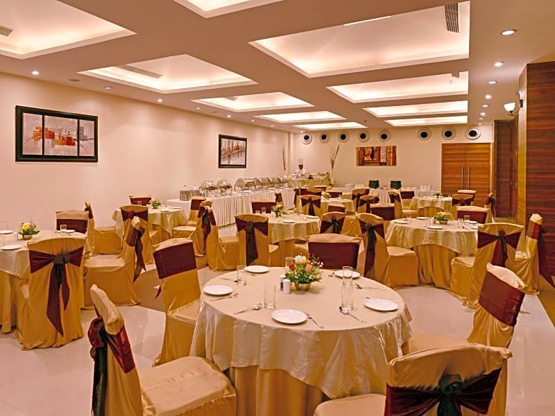 VijayaTej Clarks Inn Patna