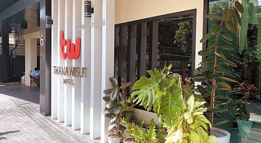 Thana Wisut Hotel