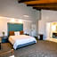 Munras Inn