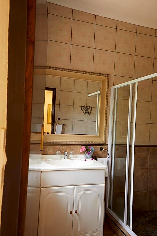 Villa Ticino Guest House