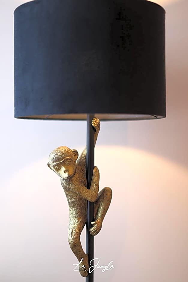 LE JUNGLE 5 étoiles / Netflix et services