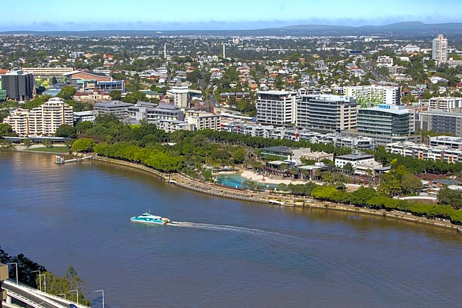 Oaks Brisbane Casino Tower Suites